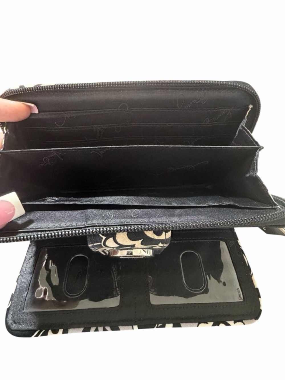Vera Bradley Black and Cream Floral Quilted Zip Wallet - Picture 4 of 13